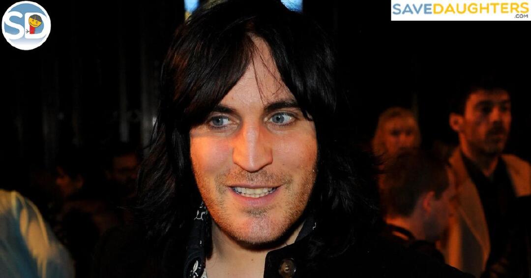 Noel Fielding Wife