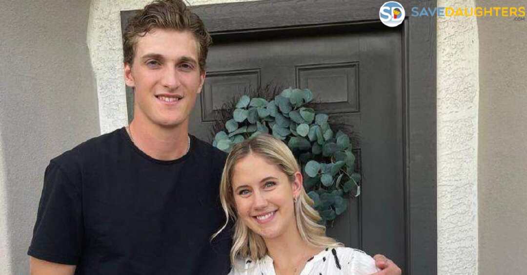 Tage Thompson Wife