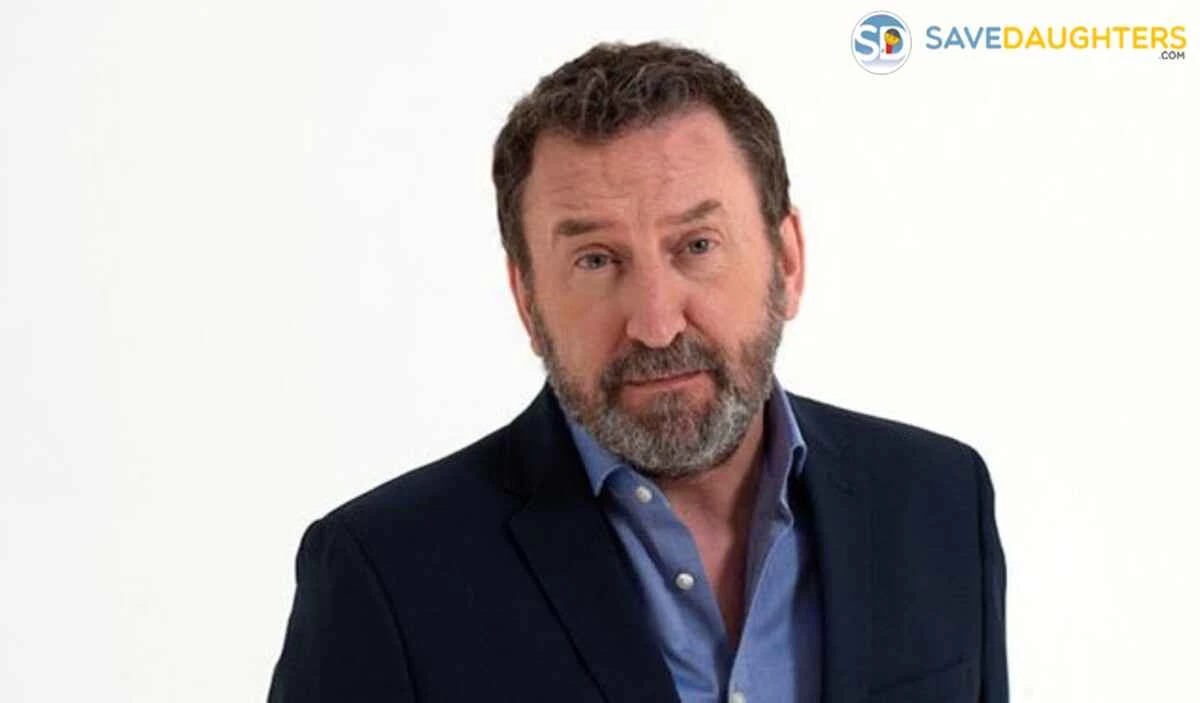 Who are Lee Mack Parents?