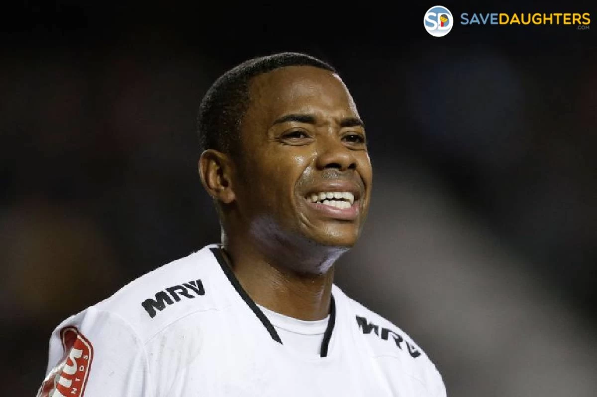 How Old Is Robinho?