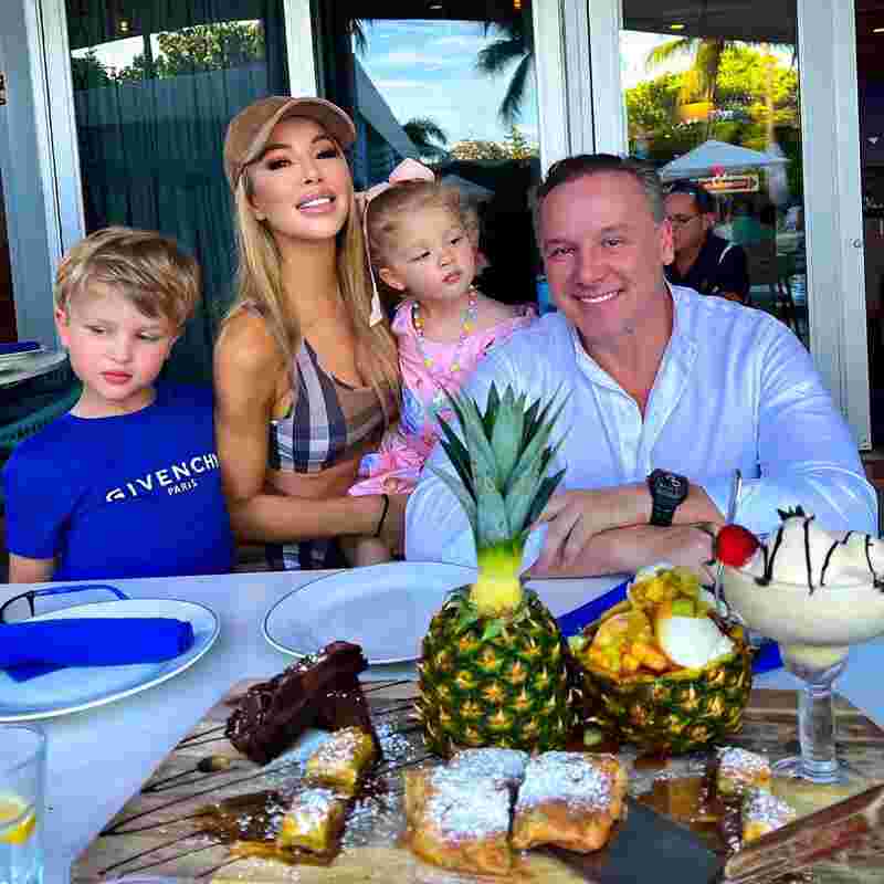 Lisa Hochstein Net Worth