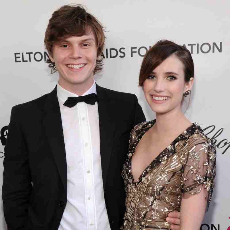 Who Is Evan Peters's Girlfriend? Movies and tv shows, Parents, Net ...
