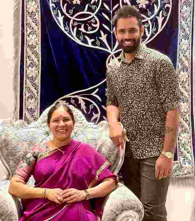 Hanuma Vihari parents