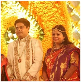 Nitin Gadkari Daughter Name And Marriage