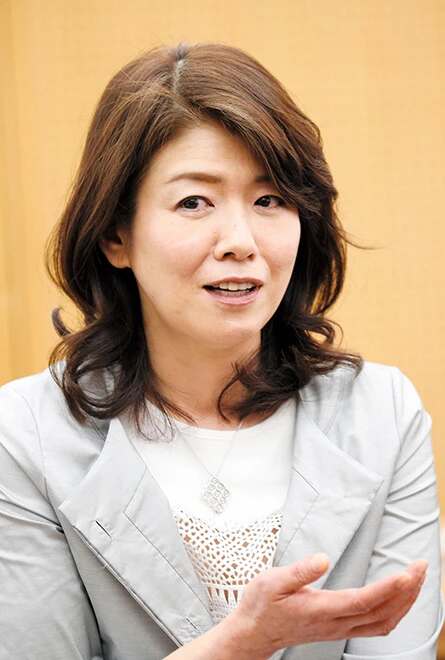 Fumio Kishida Wife Name