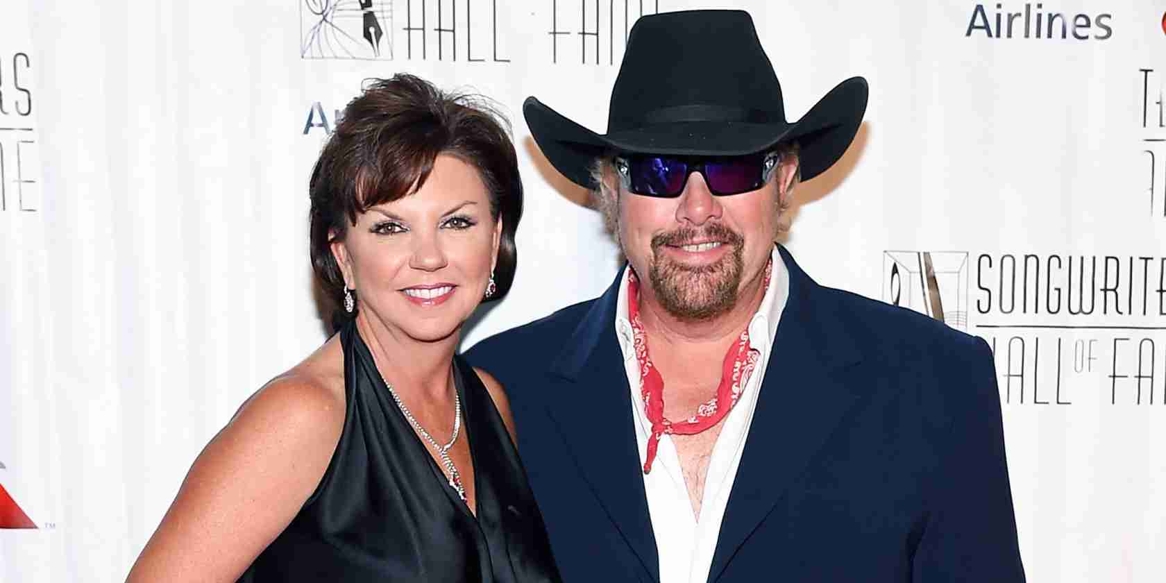 Toby Keith Wife 