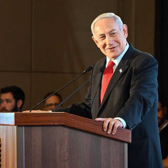 Benjamin Netanyahu Height