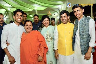 Shahnawaz Hussain Wife