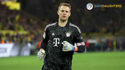 is-manuel-neuer-gay-height