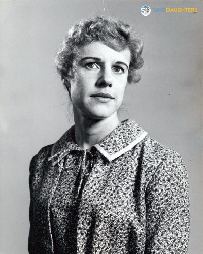 Frances Sternhagen Wiki